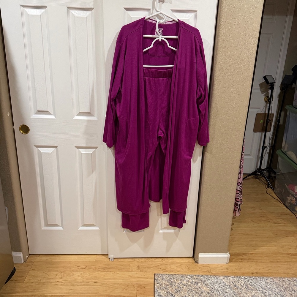 Muk Luks Fuchsia Open Cardigan and pants - Size 2X